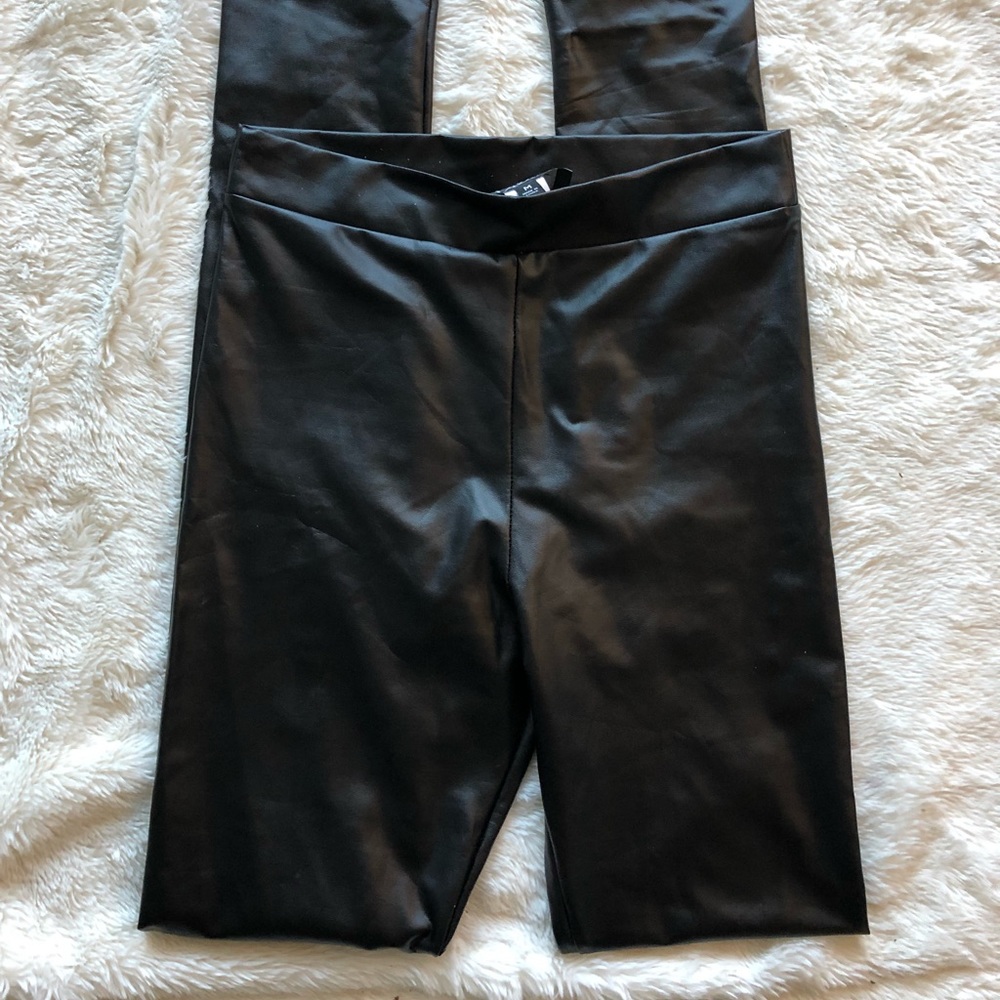 Lulus vegans pants